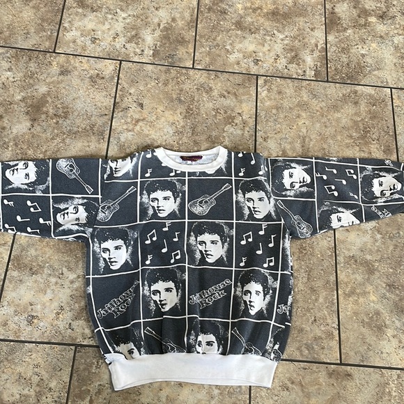 Liberty Flyer 80’s Vintage Elvis sweat shirt tagged medium made in USA 🇺🇸 - Picture 2 of 15